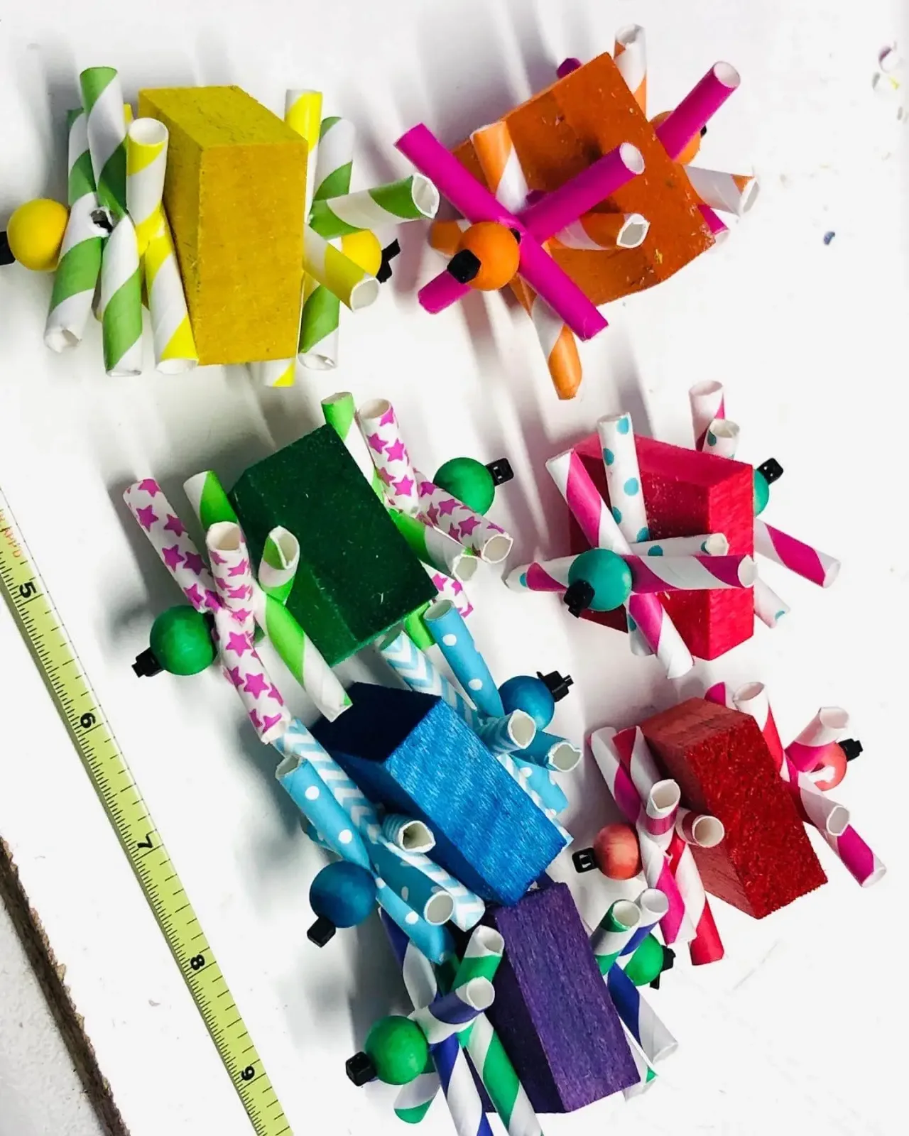 Balsa Straw Foot bird toys