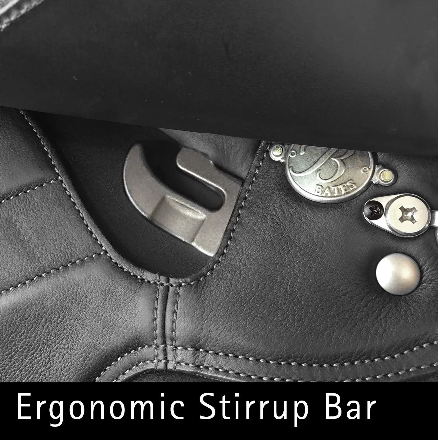 Bates WIDE Dressage+ Saddle in Luxe Leather with CAIR® - Image 2