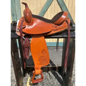 Bear Valley Used 15in Acorn and Oak Leaf Trail Saddle