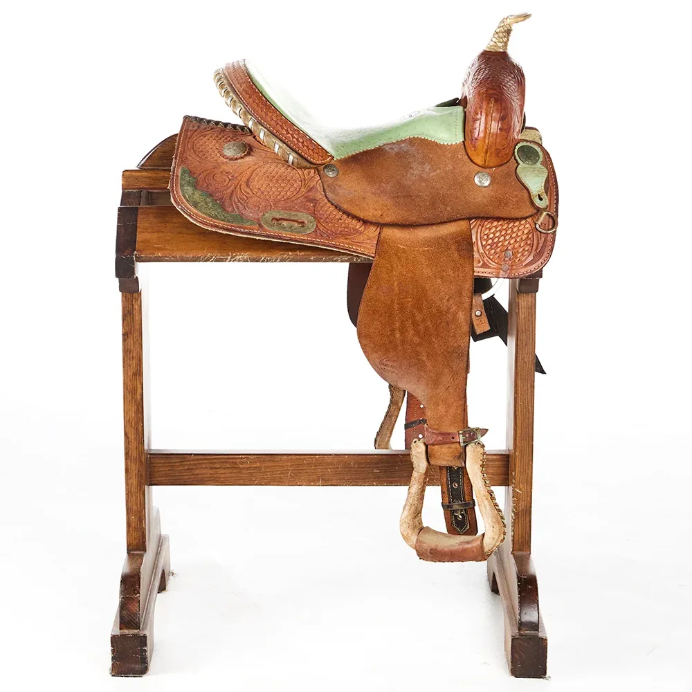 Blue River 14.5in 3/4 Tooled Floral and Basket Stamped Barrel Saddle - Image 2