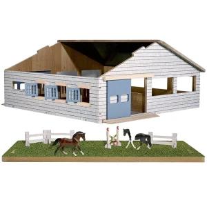 Breyer Deluxe Arena Stable