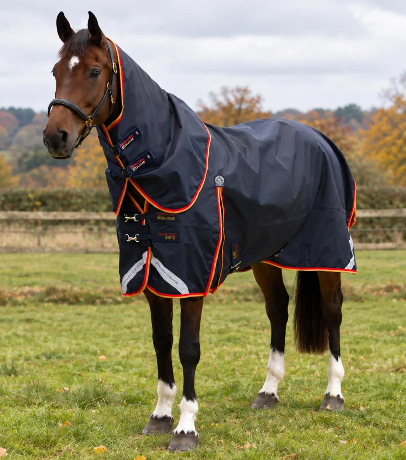 Buster Zero Turnout Rug with Classic Neck Cover Navy