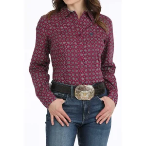 Cinch Ladies Burgundy Medallion Print Button Down
