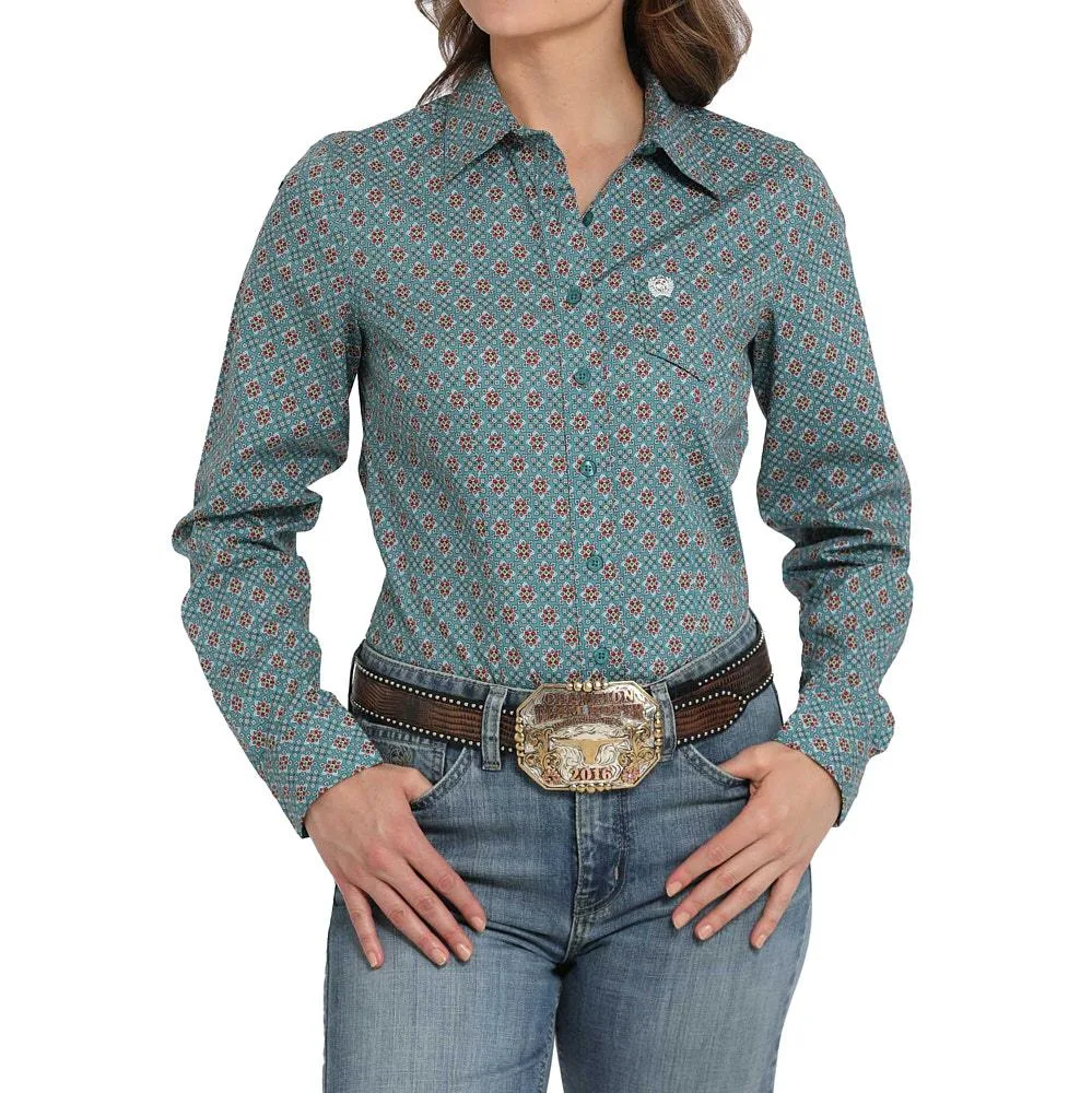 Cinch Women's Blue Printed Button Down