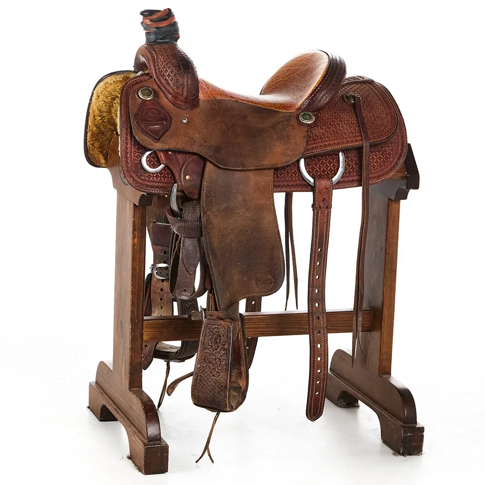 Coats Used 14in Team Roper with Elephant Seat