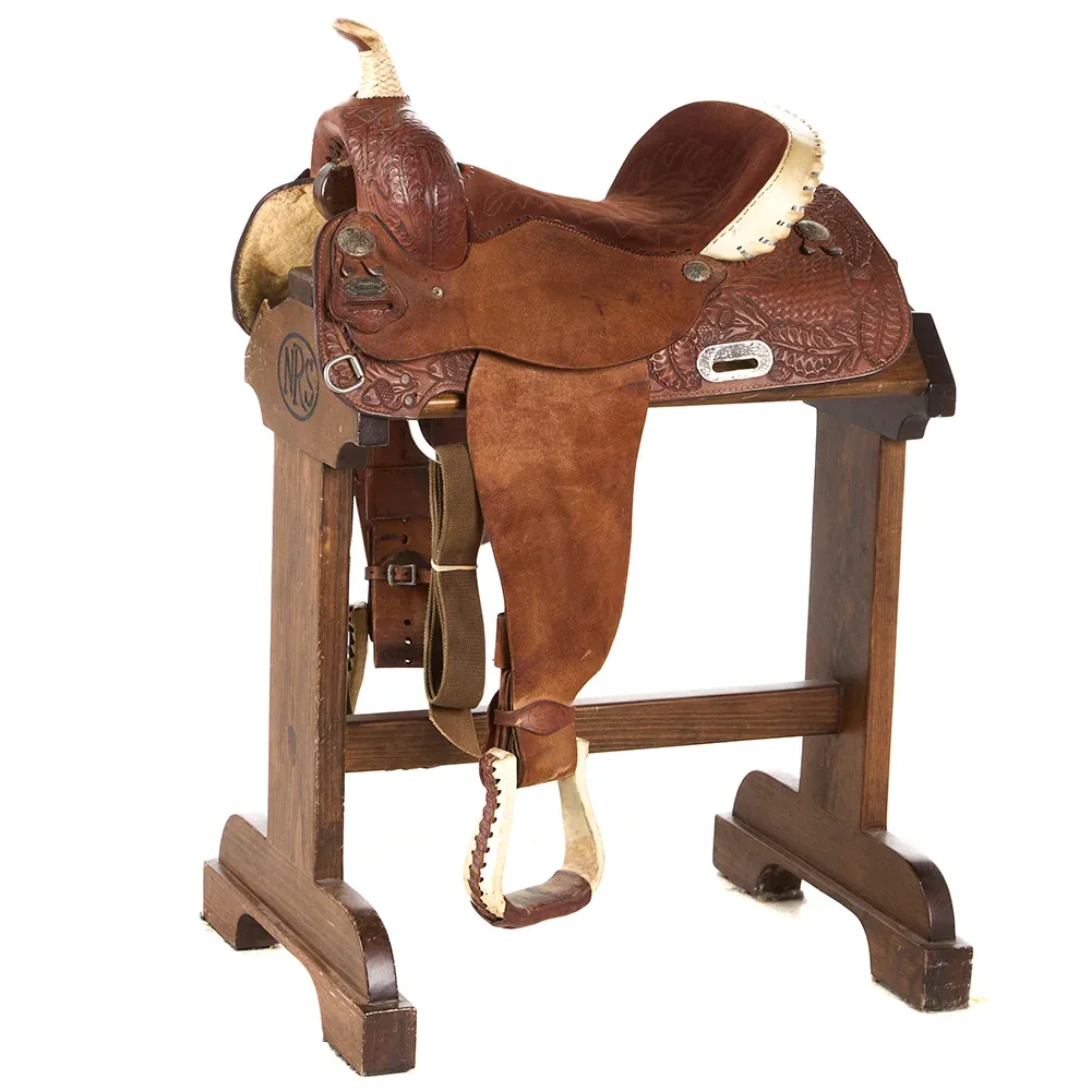 Courts Used 15in Sharon Camarillo Barrel Saddle