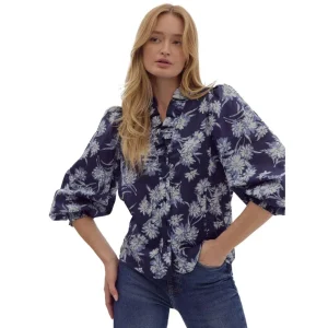 Entro Womens Navy Print Top
