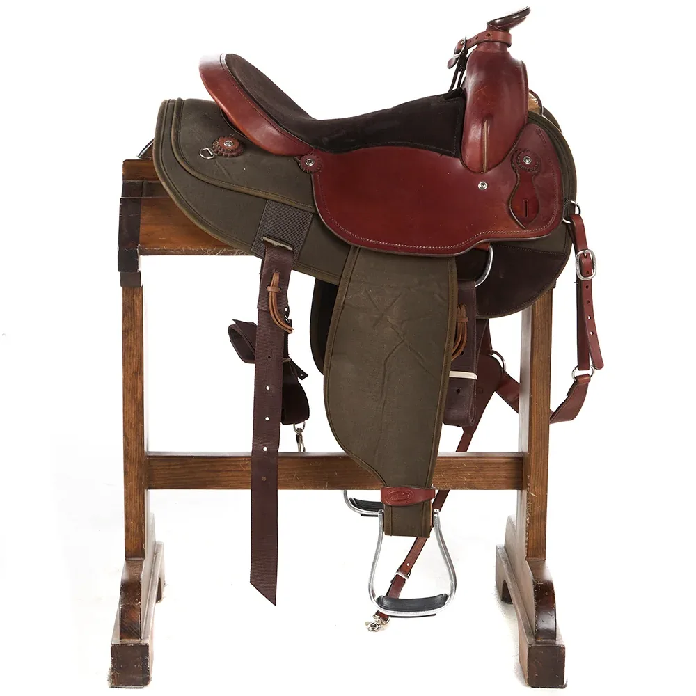 Fabtron Used 15in Green Trail Saddle - Image 2
