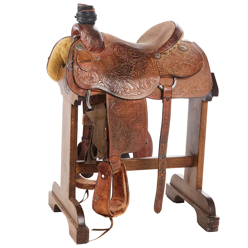 Four T Saddles Used 15in Saddlery Team Roper