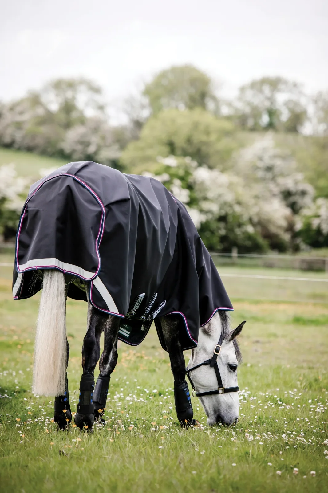 Horseware® Ireland Rambo® Supreme Medium-Weight Vari-Layer® Turnout Blanket - Image 2