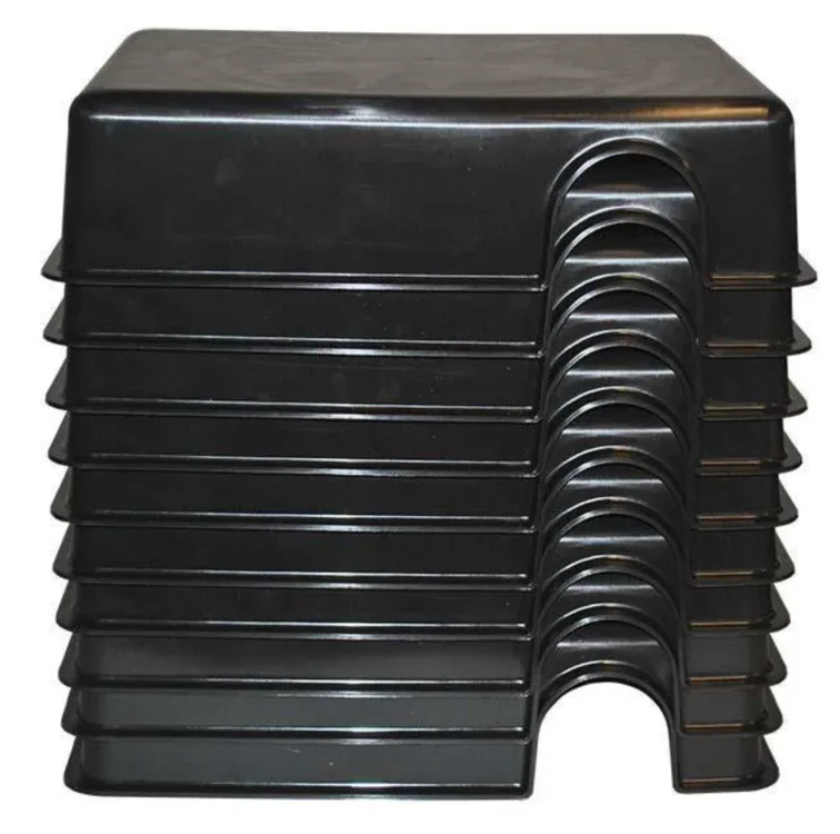 Large Plastic Hide Box, Side Open - Image 2
