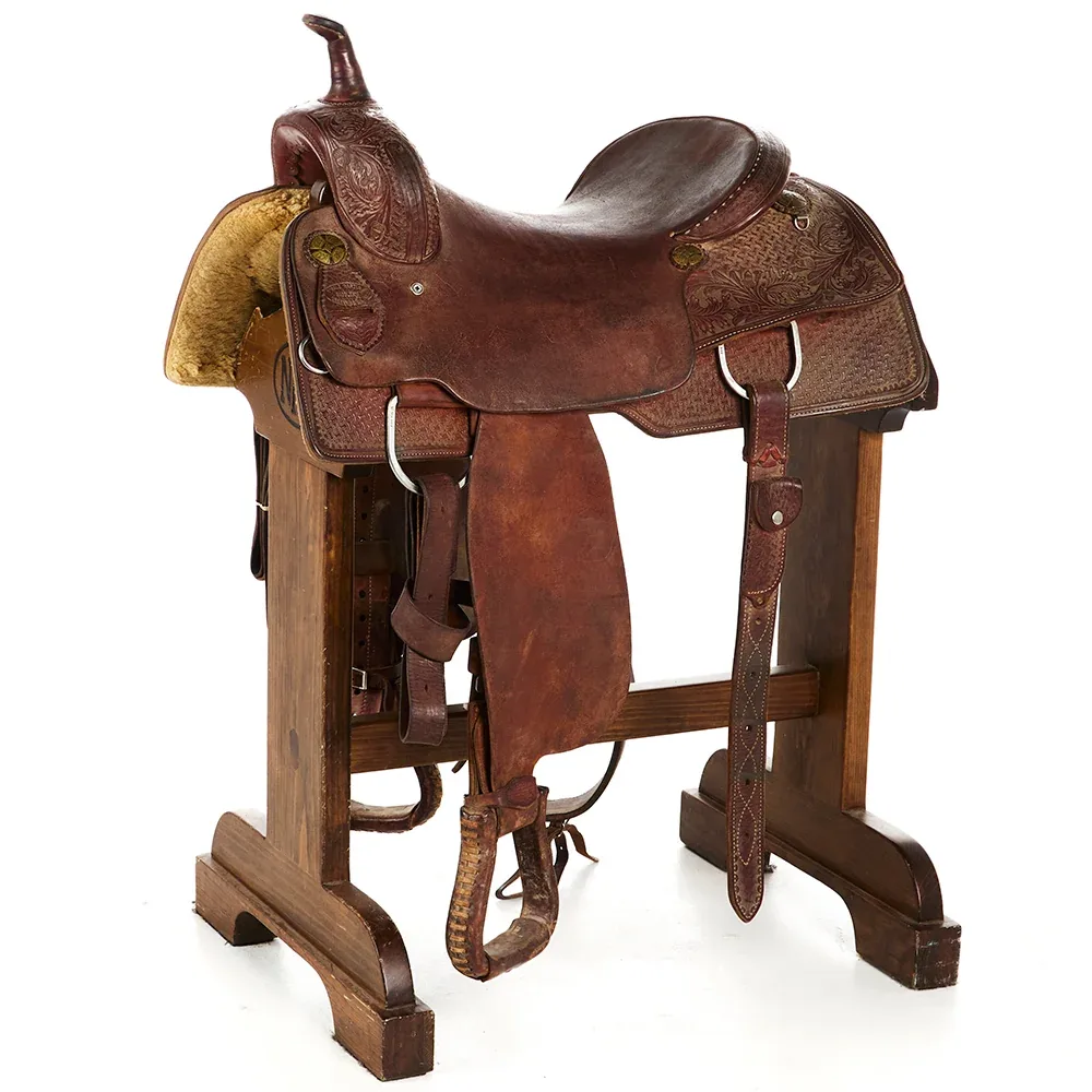 Martin Saddlery Used 16.5in 1/2 Breed Wyoming Flower and Spider Stamp Combo Cutting Saddle