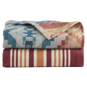 Pendleton Woolen Mills Inc. Carico Lake Stripe Throw Gift Pack