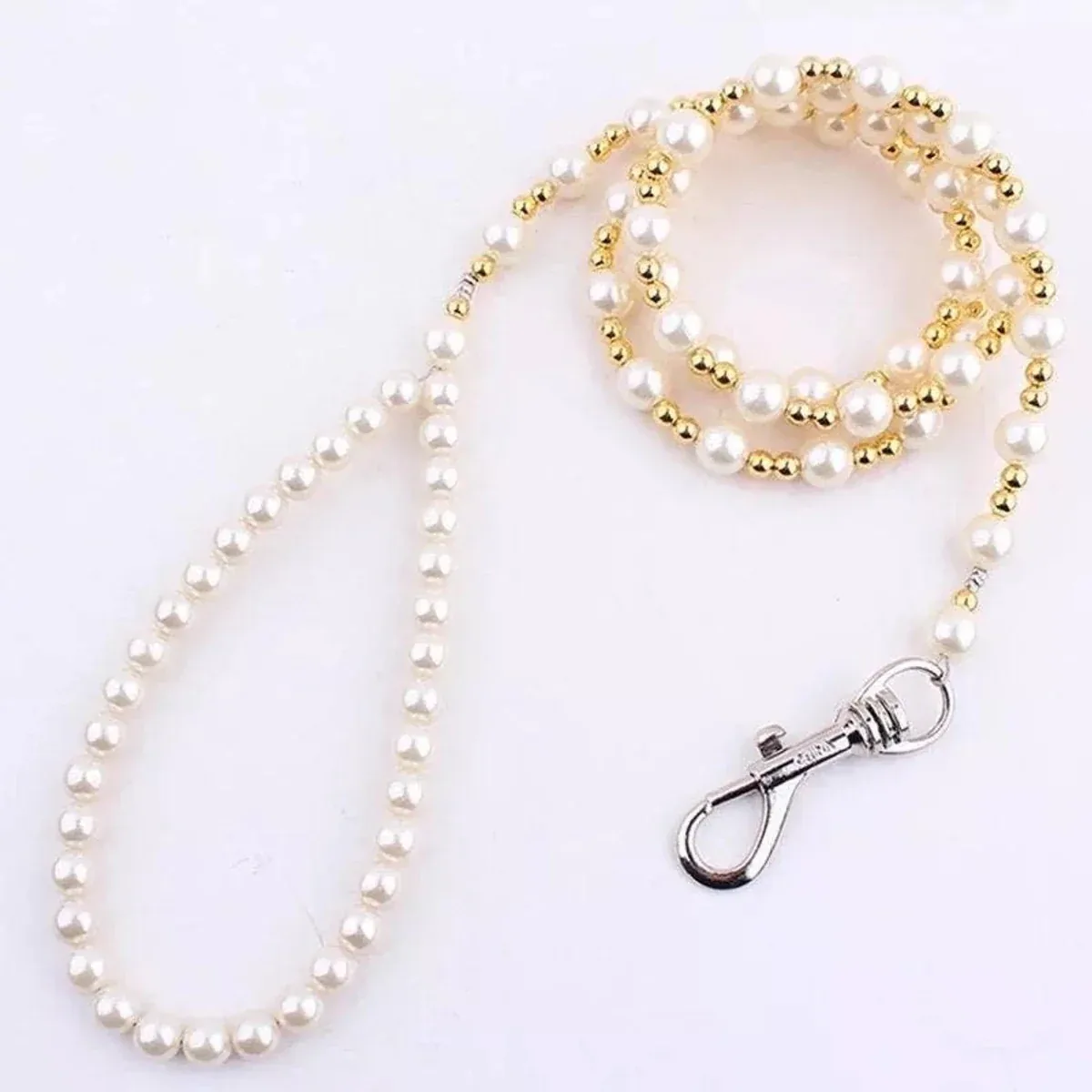 Princess in Pearls Dog Leash - Image 2