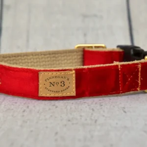Red Velvet Collar
