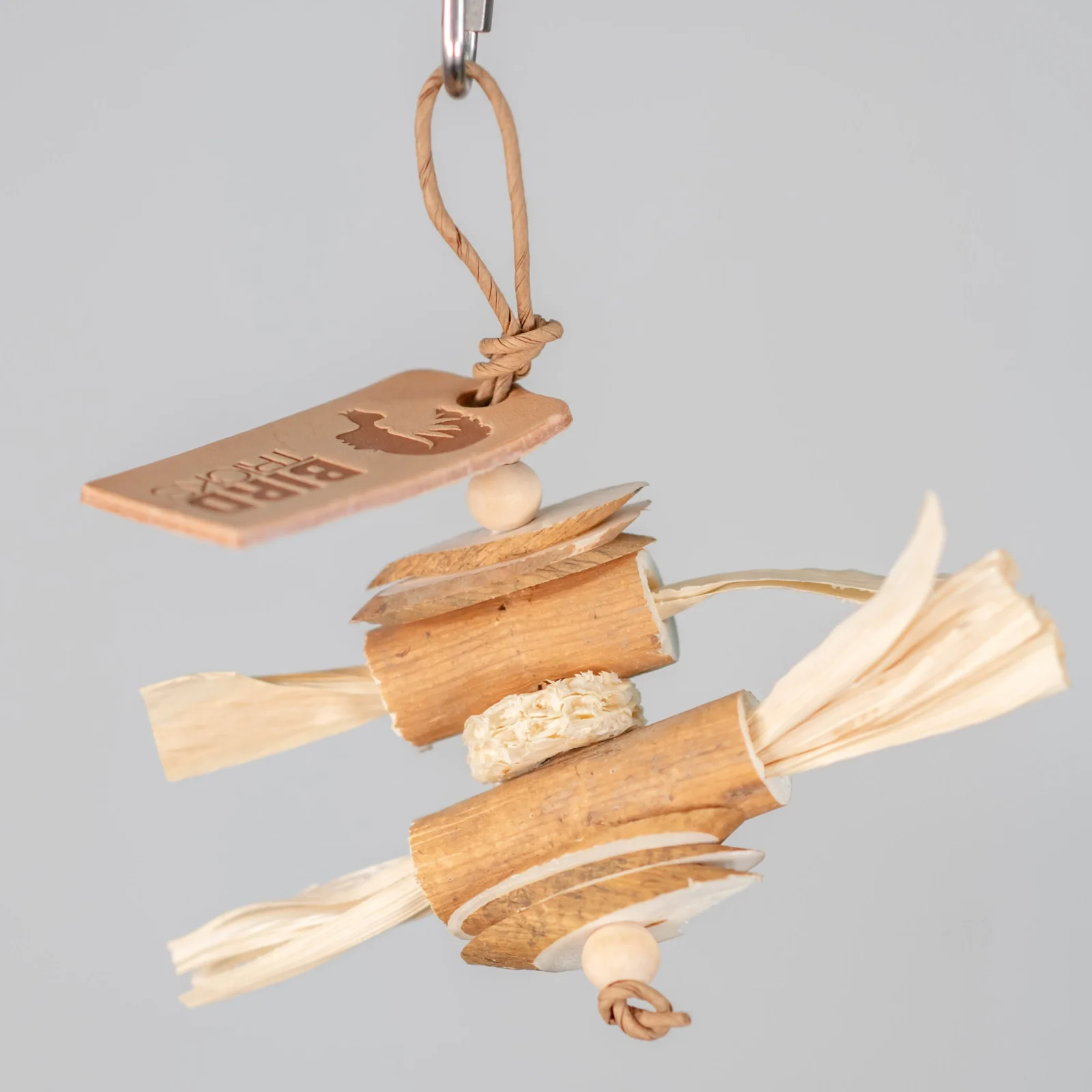 Corn Husk Forager - Tiny Foraging Bird Toy