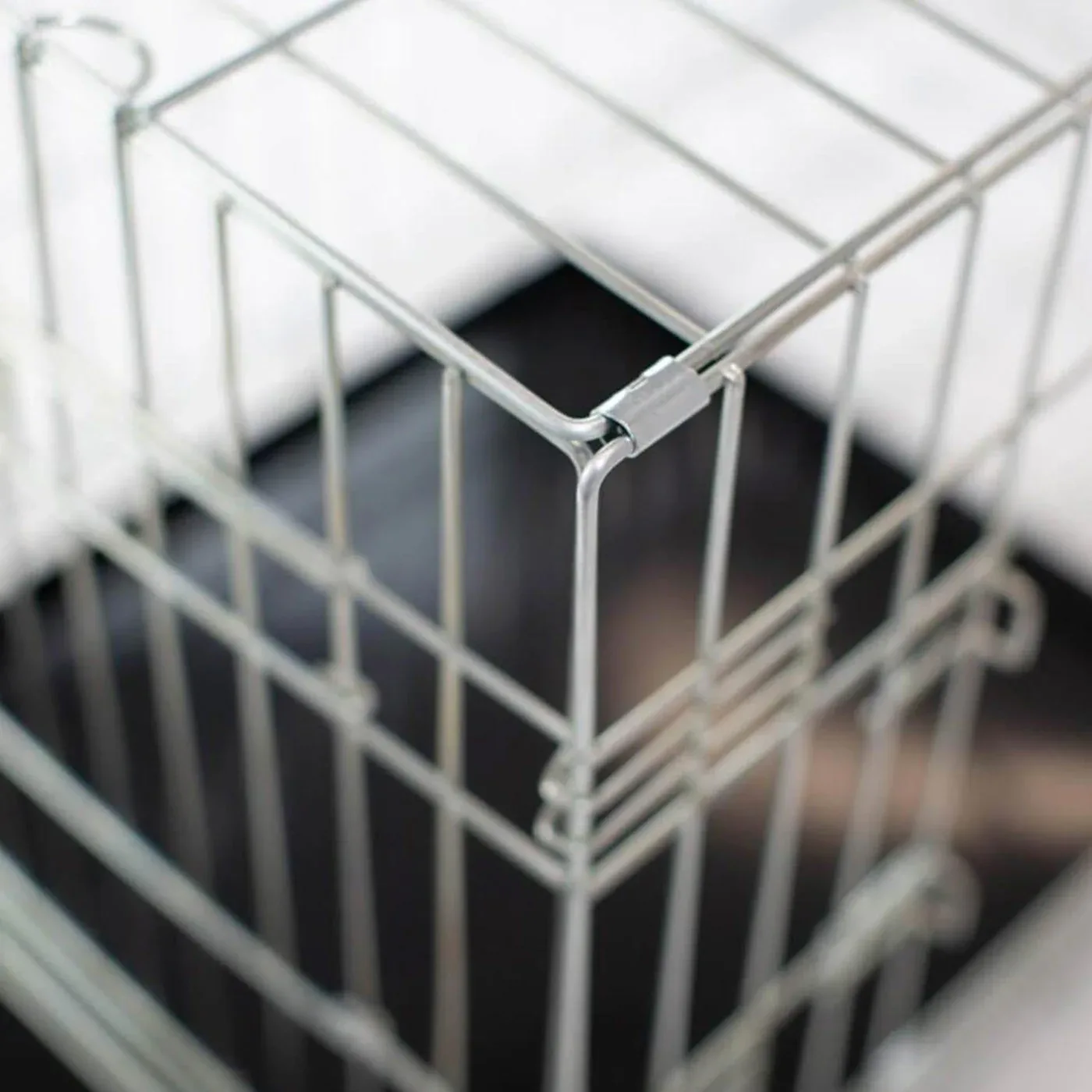Imperfect Deluxe Dog Crate in Silver by Lords & Labradors - Image 2