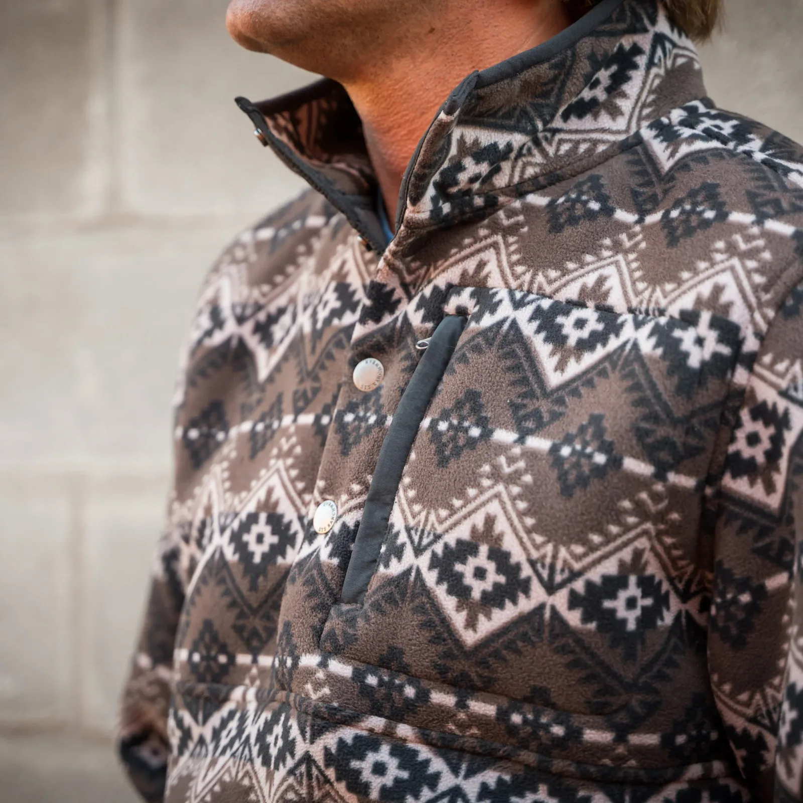 STS Ranchwear Men's Black Aztec Wren Pullover - Image 2