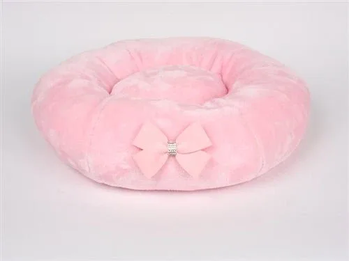 Susan Lanci Spa Bed with Nouveau Bow - Puppy Pink