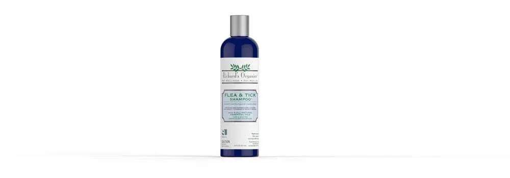 Synergy Labs Flea and Tick Shampoo for Dogs 12 fl. oz