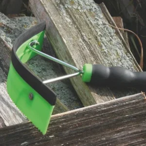 Tail Tamer Soft Touch Half Moon Scraper