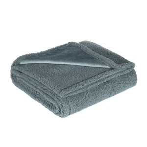 Waterproof & Urine-Proof Pet Blanket – Thick Flannel Comfort Mat